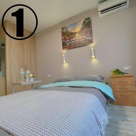 Studio Aparment Charkiv Esterno foto